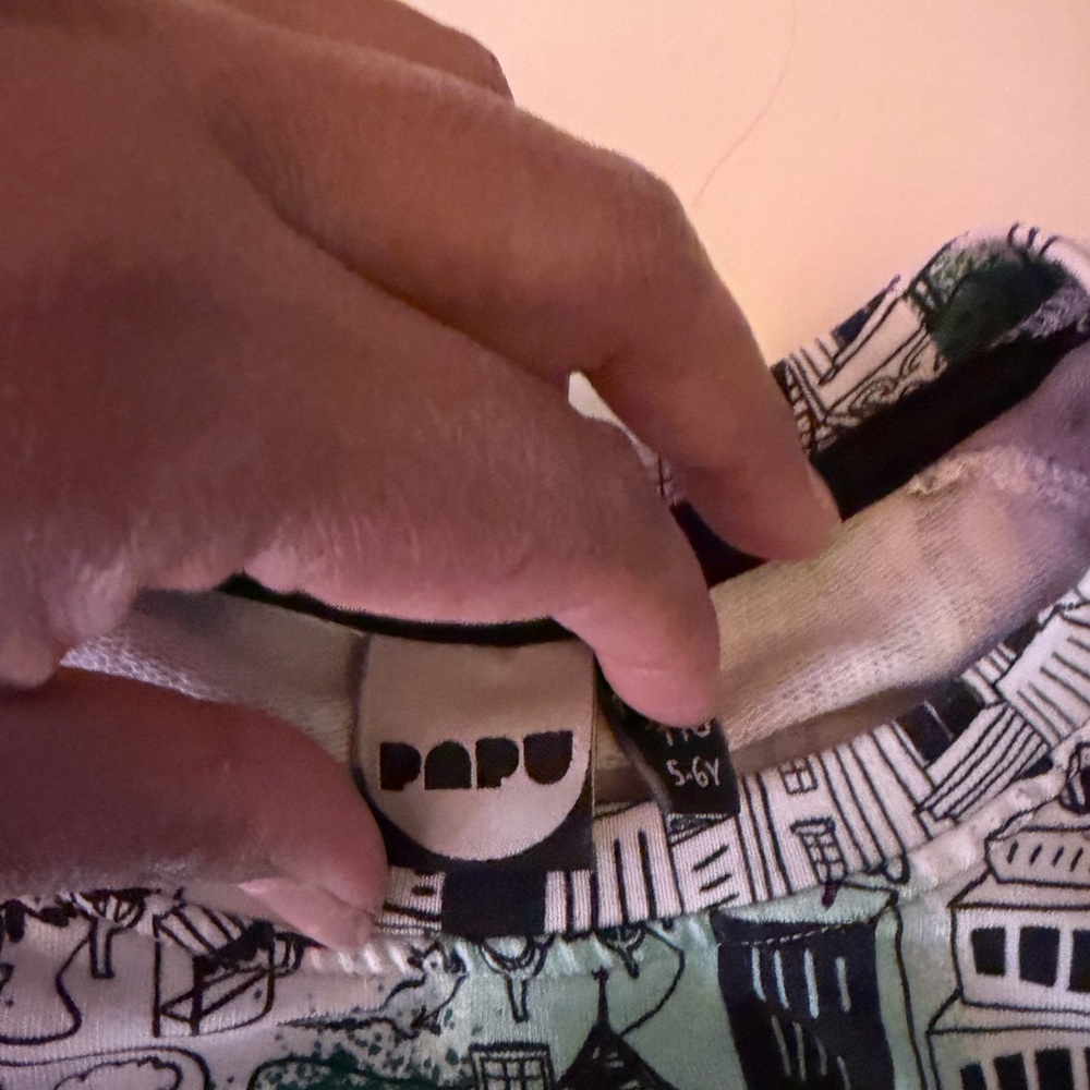 Colorful Graphic Sweatshirt - Picture 3 of 4